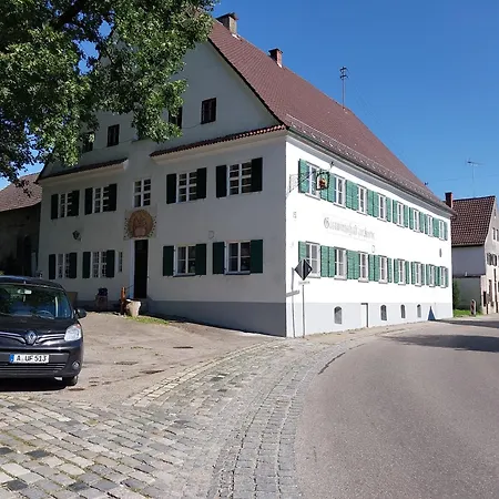 Zur Krone 4 Schlafzimmer Bis 6 Personen Lejlighed Neuburg an der Kammel